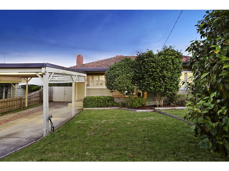 17 Hunter Drive, Blackburn South VIC 3130