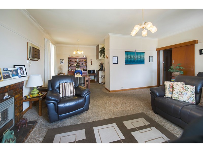 14 Esta Street, Blackburn North VIC 3130