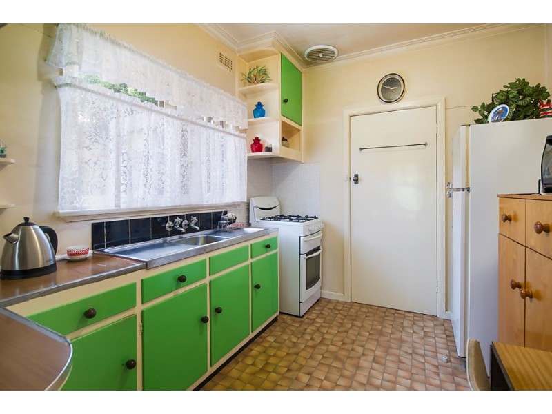 14 Esta Street, Blackburn North VIC 3130