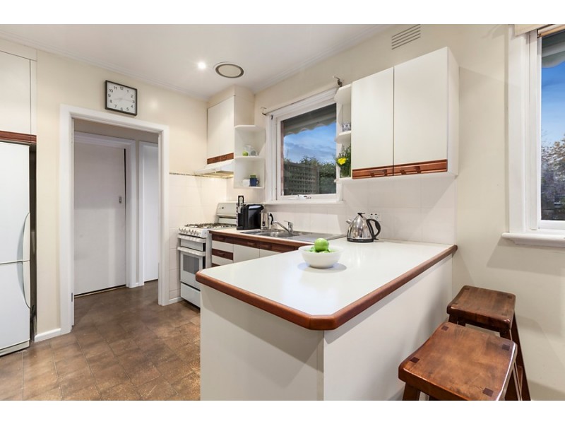 13 Norma Road, Forest Hill VIC 3131