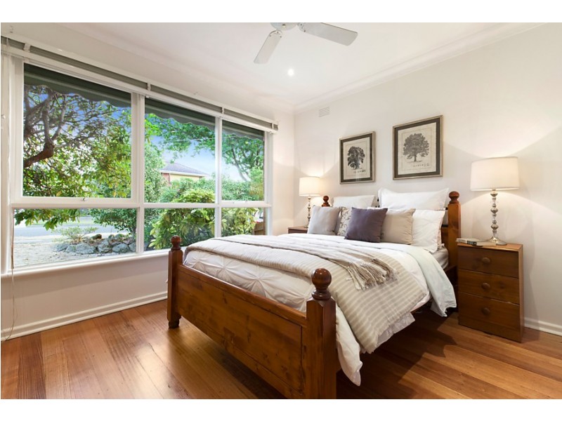 13 Norma Road, Forest Hill VIC 3131