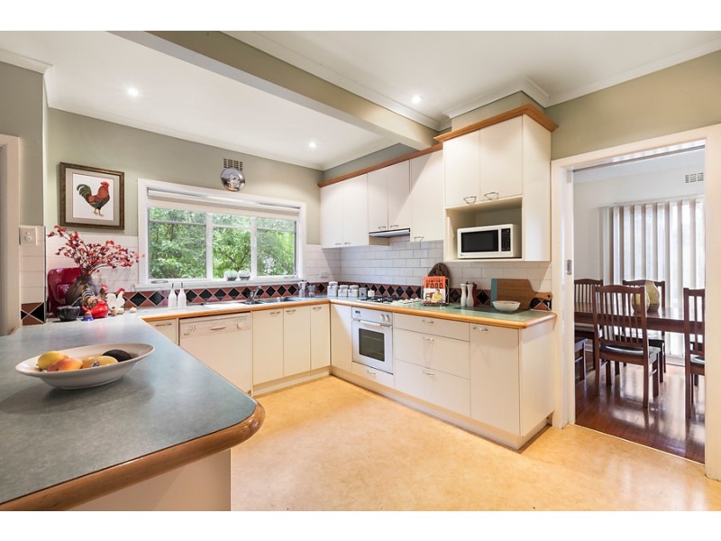 10 Nash Road, Box Hill South VIC 3128