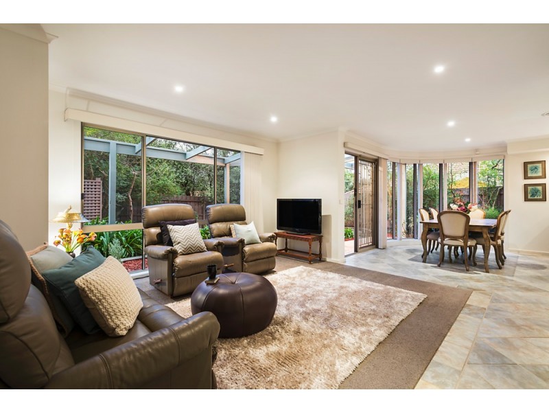 18 Patrick Court, Mitcham VIC 3132