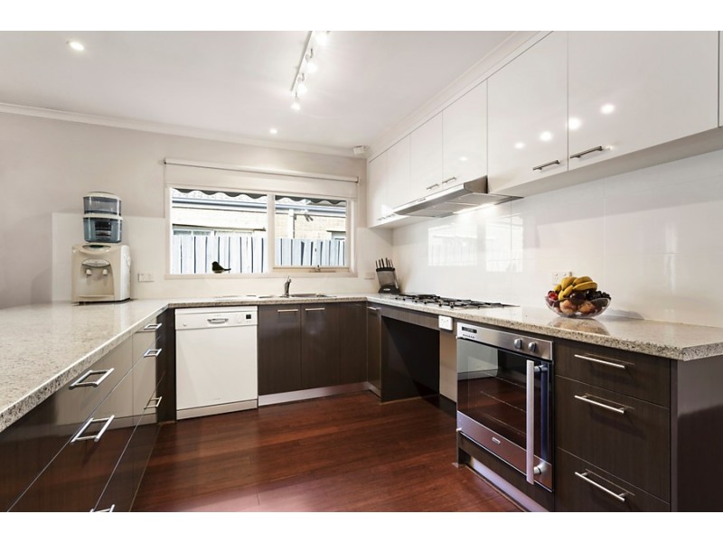 21 Clay Court, Blackburn North VIC 3130