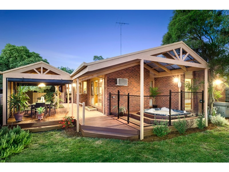 25 Highfield Avenue, Warranwood VIC 3134