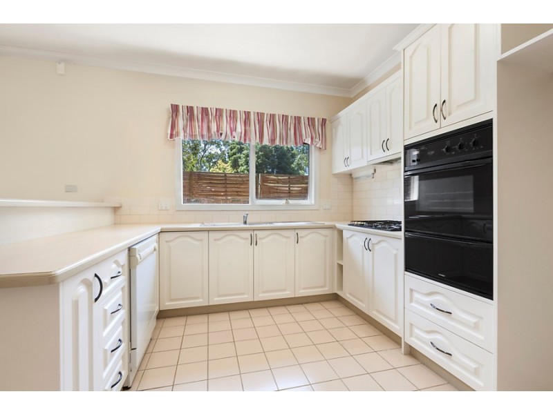 2/161 Canterbury Road, Blackburn VIC 3130