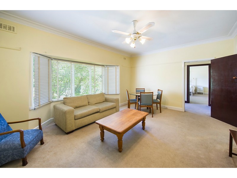 24 Lawrence Street, Blackburn South VIC 3130