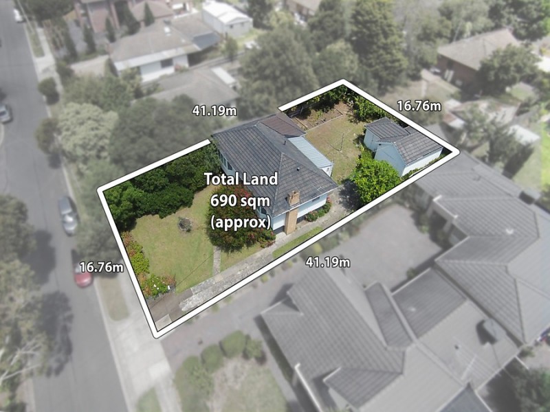 24 Lawrence Street, Blackburn South VIC 3130