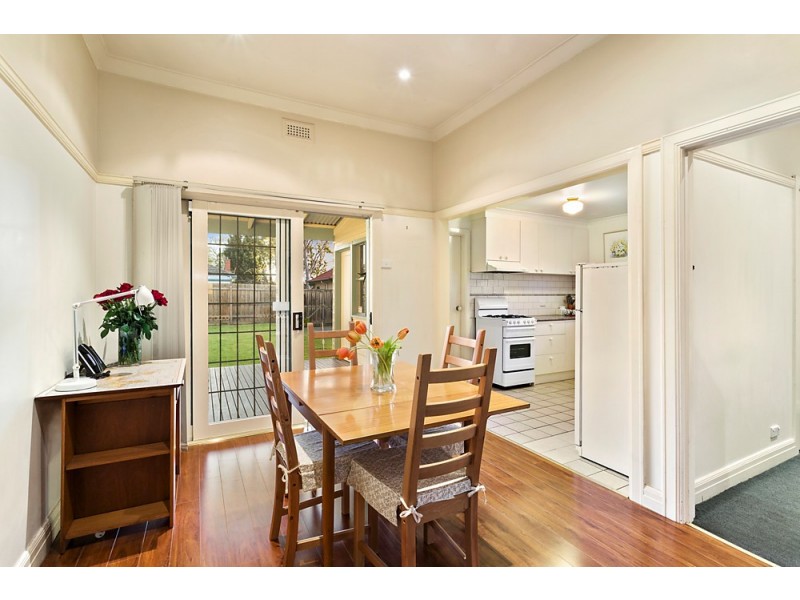 44 Doncaster East Road, Mitcham VIC 3132