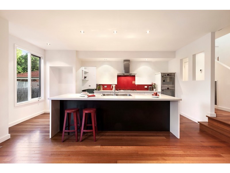 32 Charlton Street, Blackburn North VIC 3130