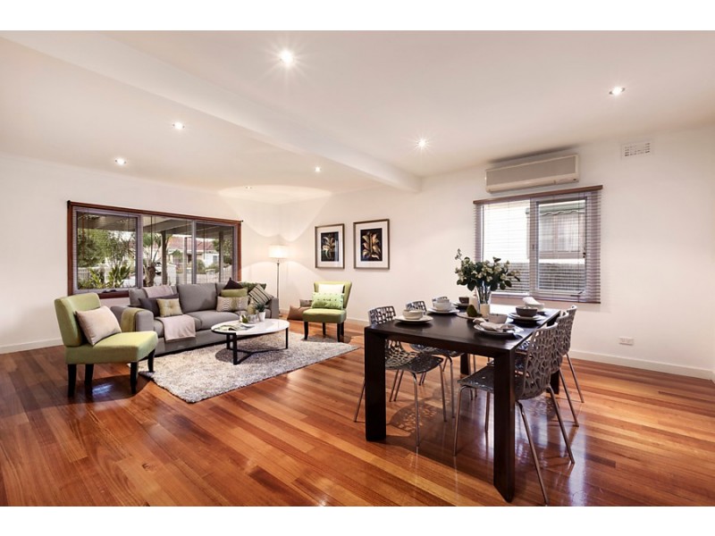 32 Charlton Street, Blackburn North VIC 3130