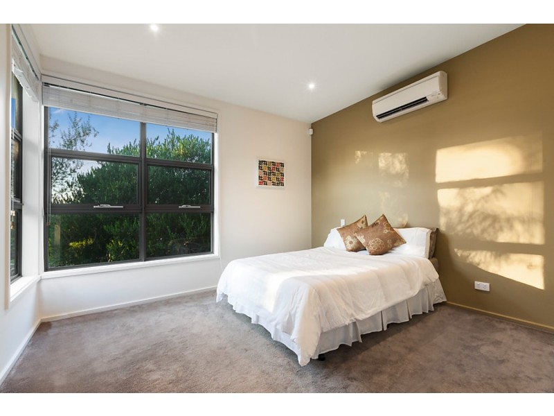 1/4 Hume Court, Ashwood VIC 3147