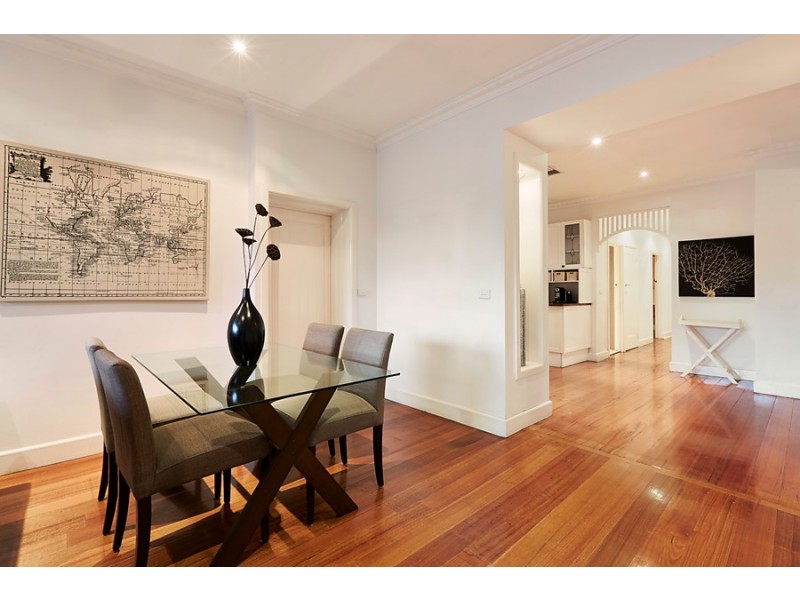 2 Haslemere Road, Mitcham VIC 3132