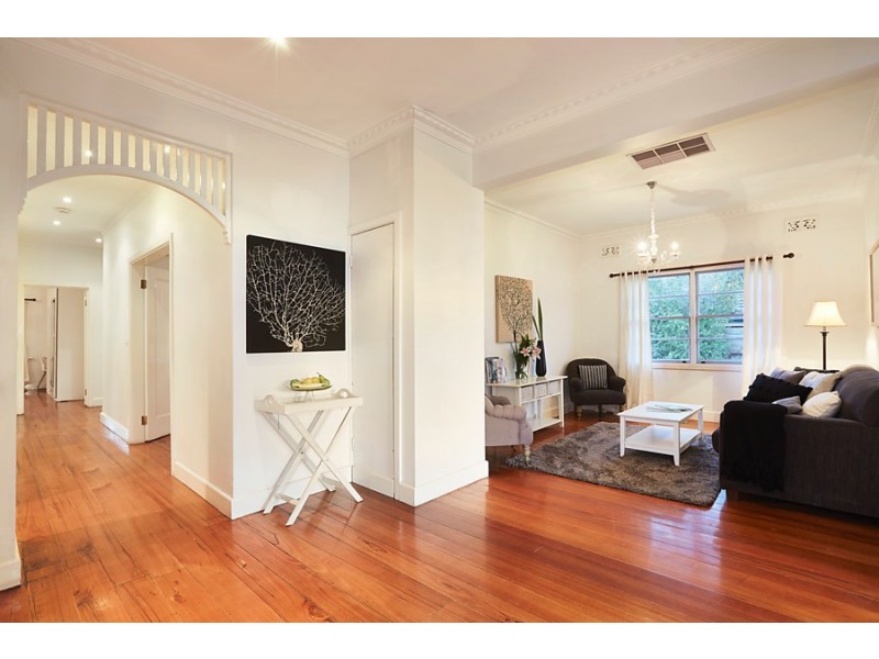 2 Haslemere Road, Mitcham VIC 3132