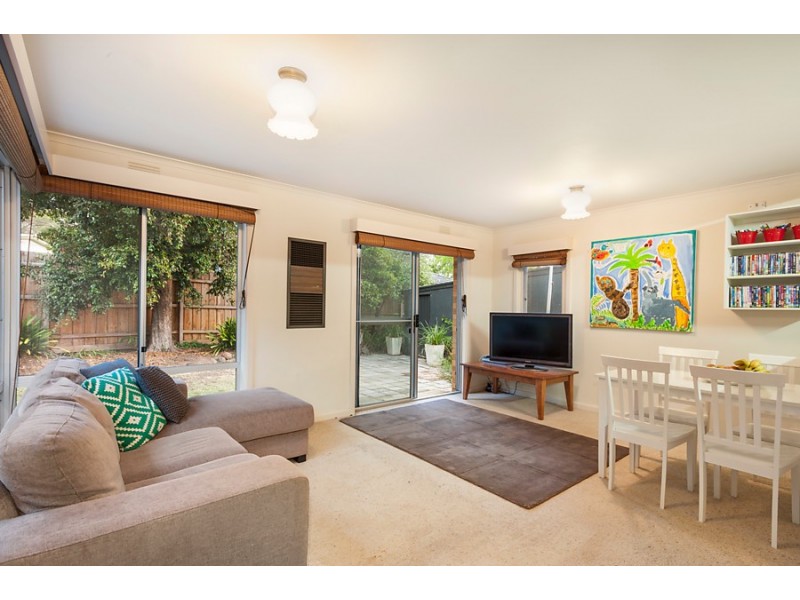 22 Jeffery Street, Blackburn VIC 3130