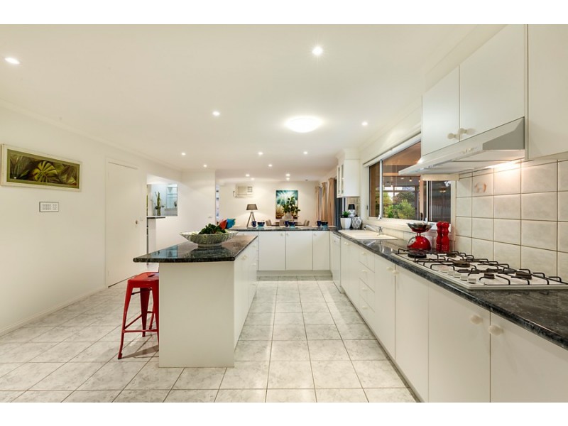 18 Naramah Street, Forest Hill VIC 3131