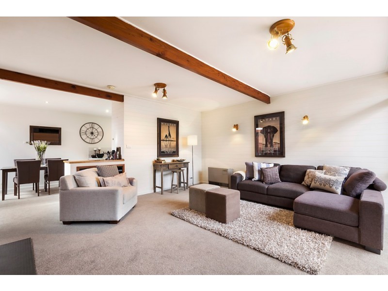 25 Nielsen Avenue, Nunawading VIC 3131