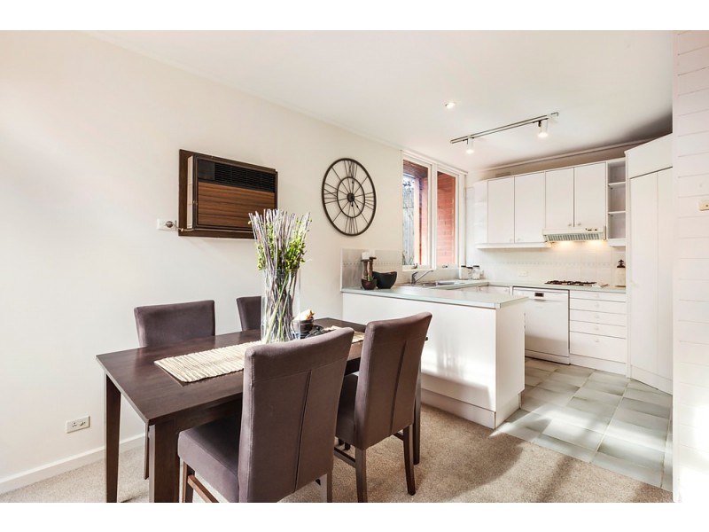 25 Nielsen Avenue, Nunawading VIC 3131