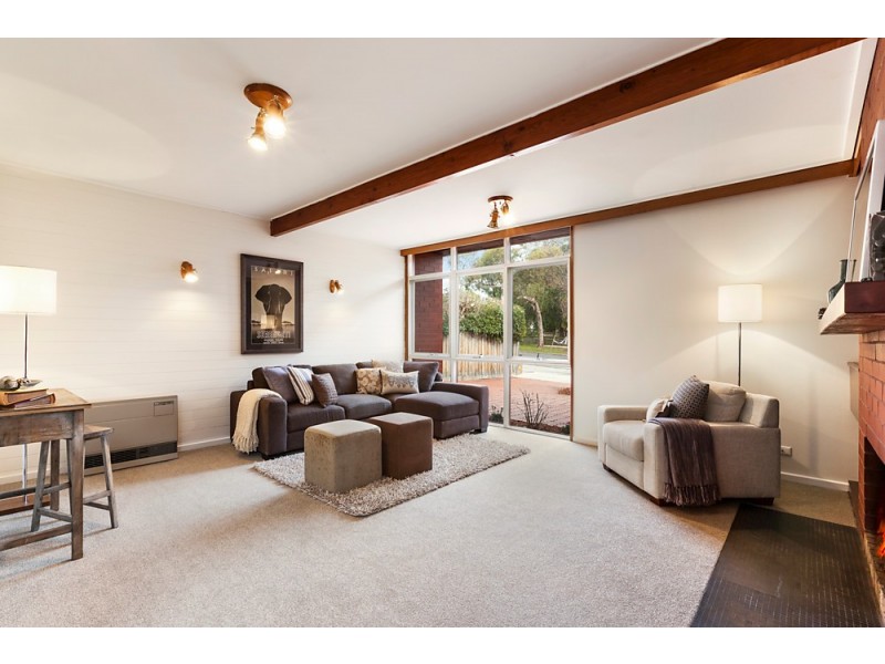 25 Nielsen Avenue, Nunawading VIC 3131