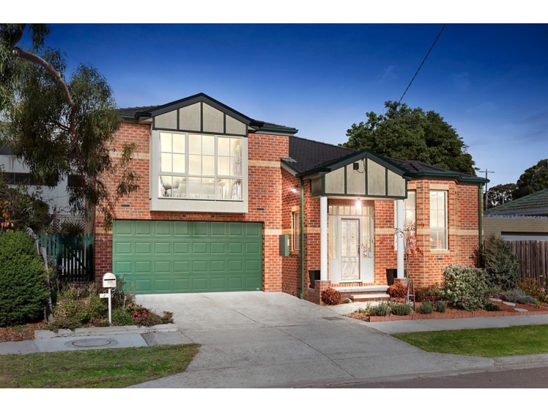 2 Garrisson Grove, Wantirna VIC 3152