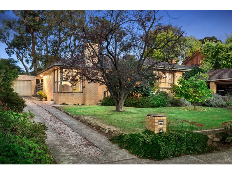 7 Linlithgow Street, Mitcham VIC 3132