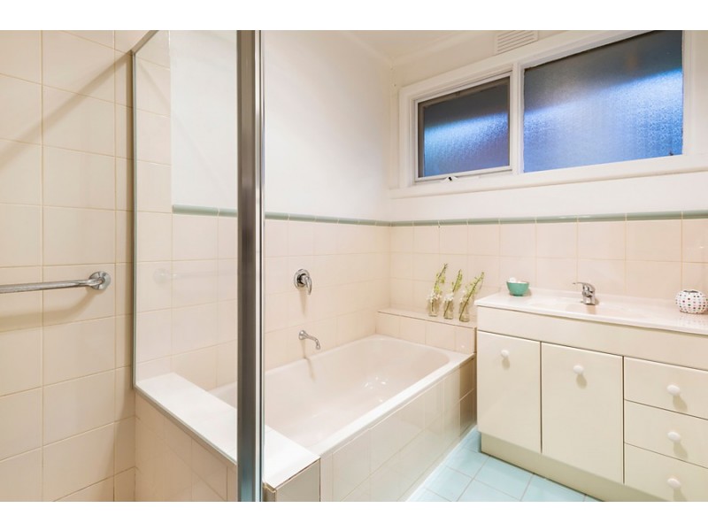 7 Linlithgow Street, Mitcham VIC 3132