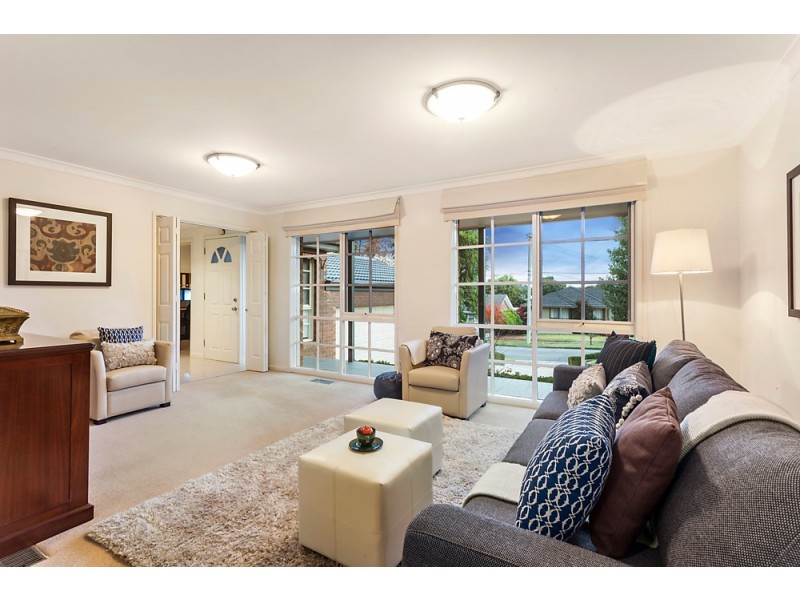 6 Crockerton Court, Blackburn South VIC 3130