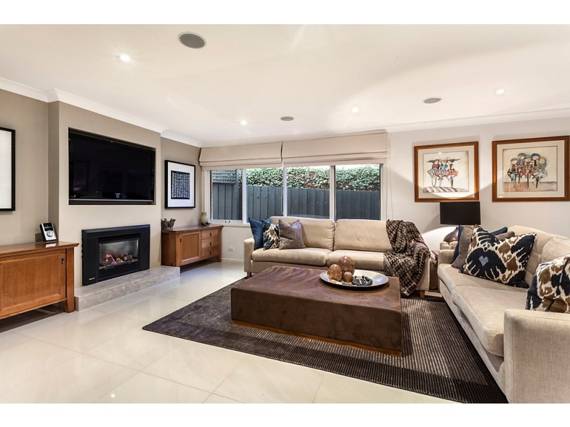 6 Crockerton Court, Blackburn South VIC 3130