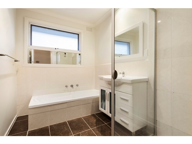 74 Orchard Grove, Blackburn South VIC 3130