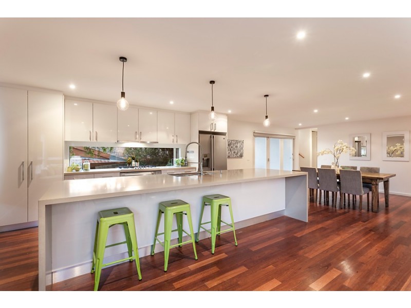 8 Buronga Avenue, Ringwood East VIC 3135