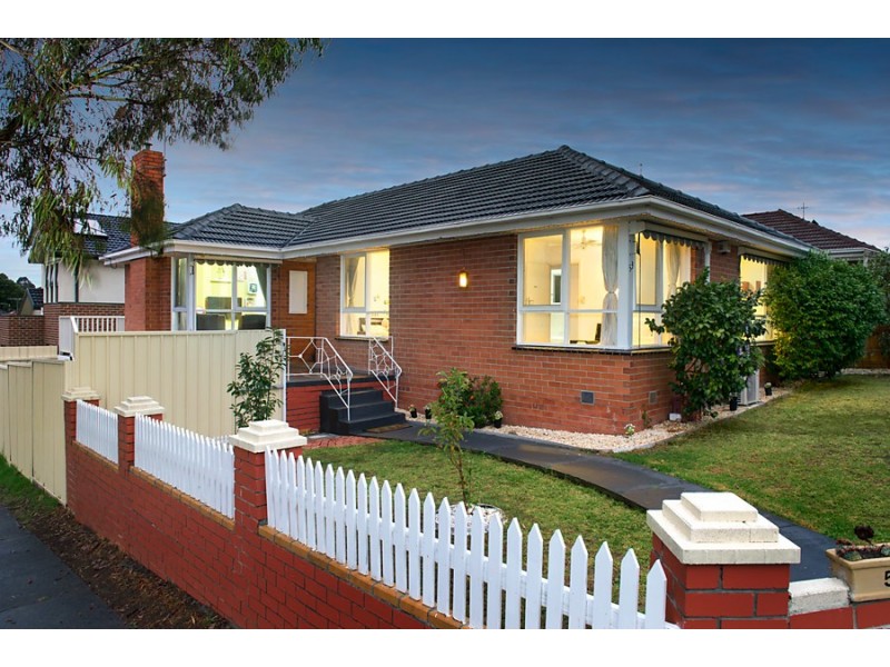 53 Morrie Crescent, Blackburn North VIC 3130
