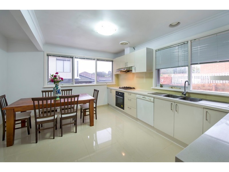 53 Morrie Crescent, Blackburn North VIC 3130