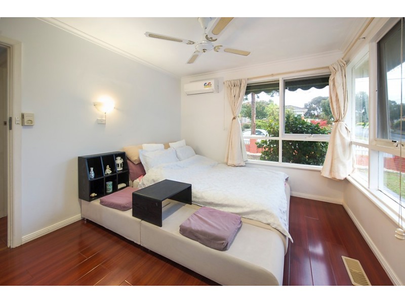 53 Morrie Crescent, Blackburn North VIC 3130