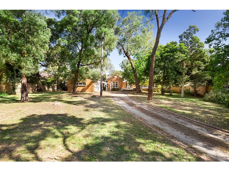 124-126 Blackburn Road, Blackburn VIC 3130