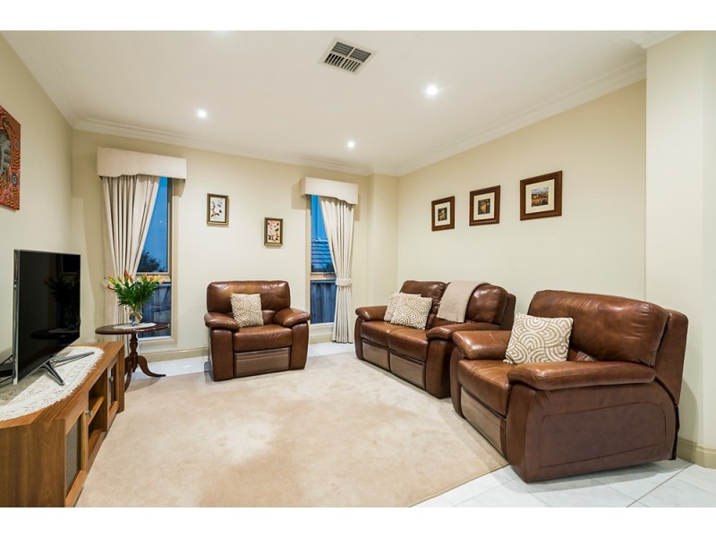 6 Minkell Court, Wantirna VIC 3152