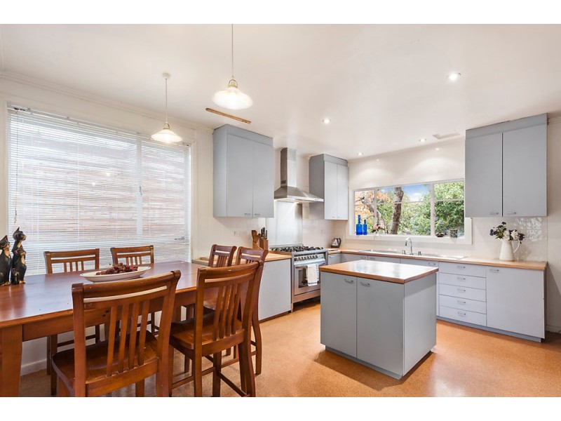 5 Charlotte Street, Blackburn South VIC 3130