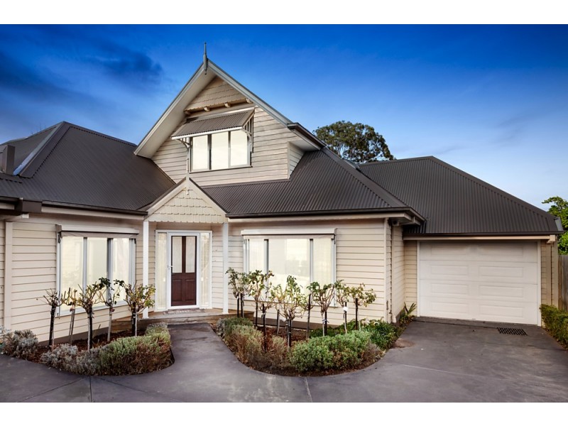 2/200 Springfield Road, Blackburn VIC 3130