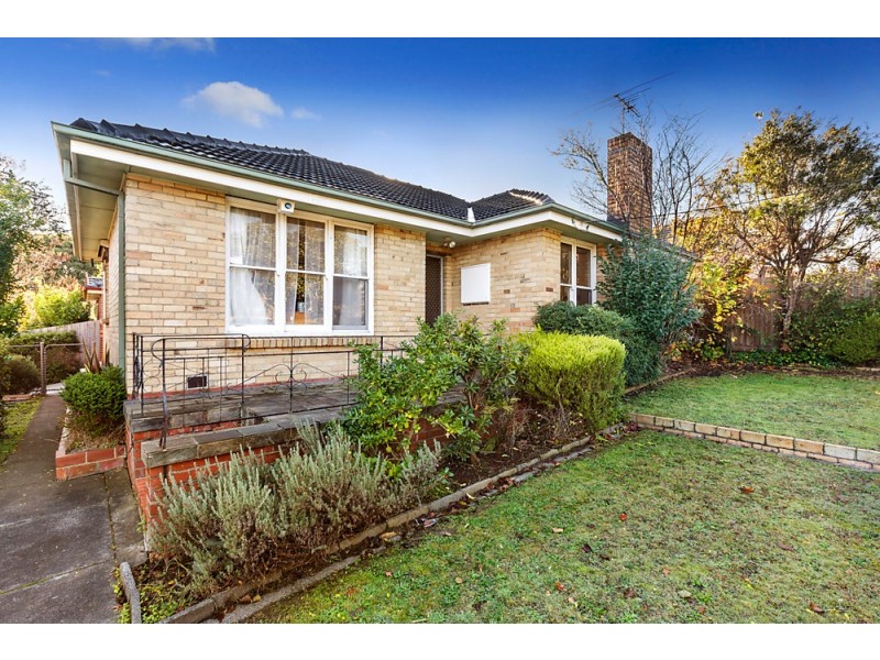 7 Parkmore Road, Forest Hill VIC 3131
