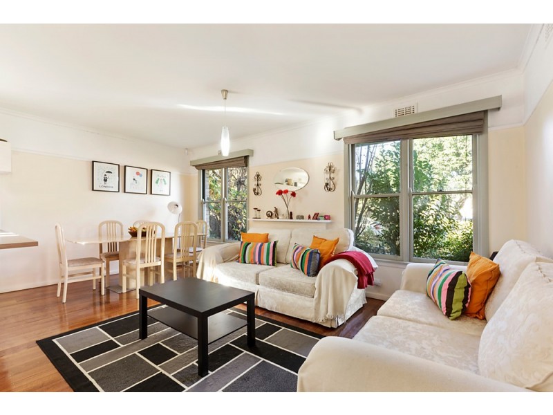 7 Parkmore Road, Forest Hill VIC 3131