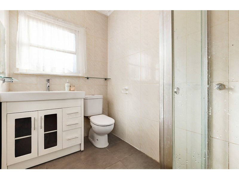 7 Parkmore Road, Forest Hill VIC 3131