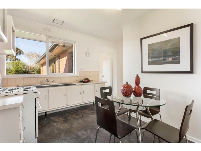 3 Avis Court, Forest Hill VIC 3131