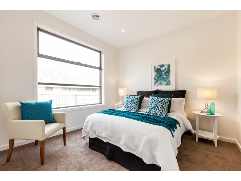 2/408 Middleborough Road, Blackburn VIC 3130
