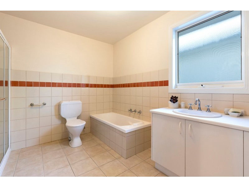 28 Marchiori Road, Blackburn North VIC 3130