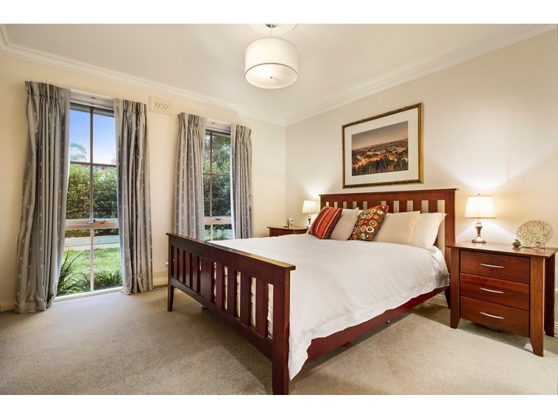 1/28 Charlotte Street, Blackburn South VIC 3130