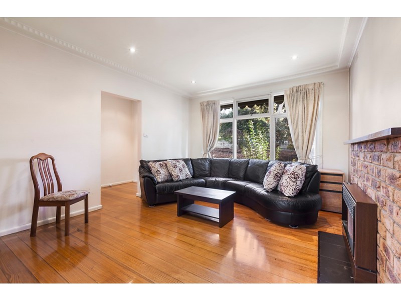 25 Tasman Avenue, Nunawading VIC 3131