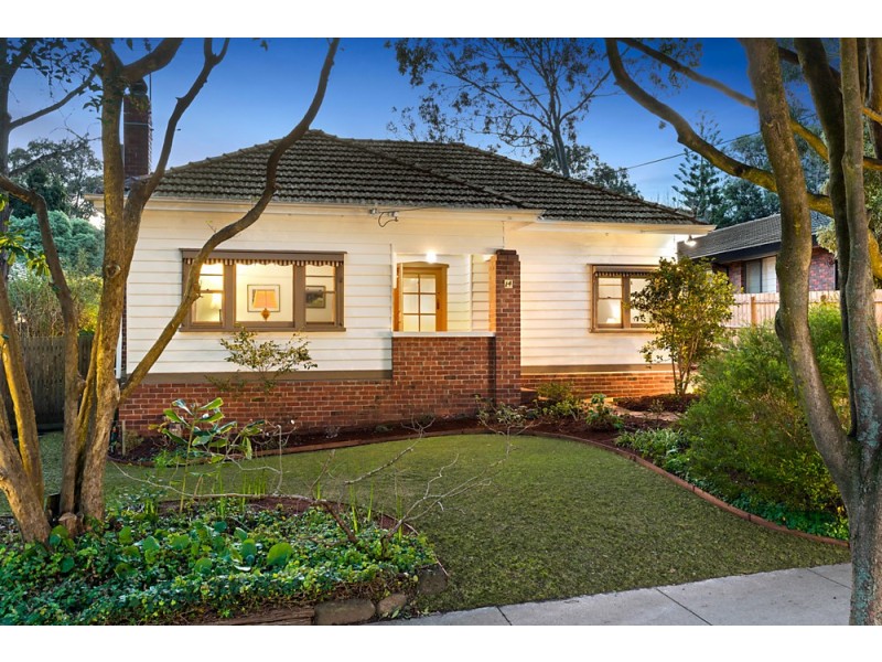 14 Oliver Avenue, Blackburn VIC 3130