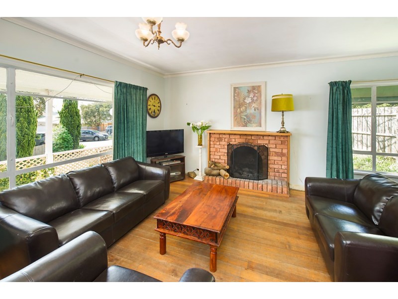 8 First Avenue, Box Hill North VIC 3129