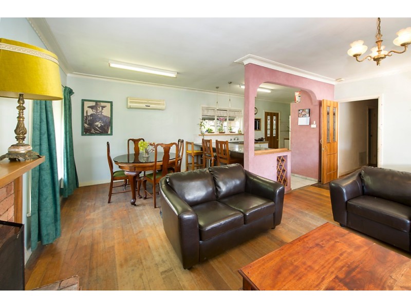 8 First Avenue, Box Hill North VIC 3129
