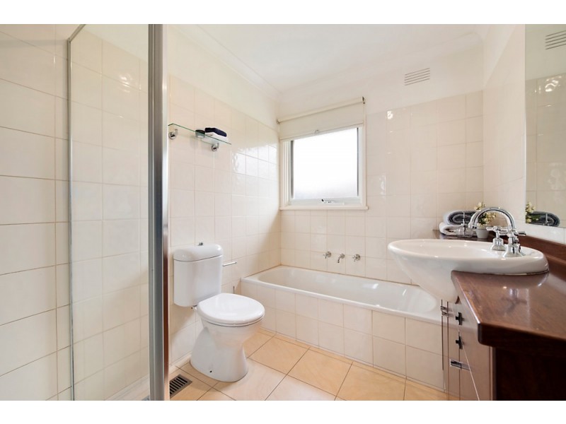 39 Carween Avenue, Mitcham VIC 3132