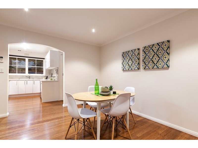 2/14-16 Masons  Road, Blackburn VIC 3130